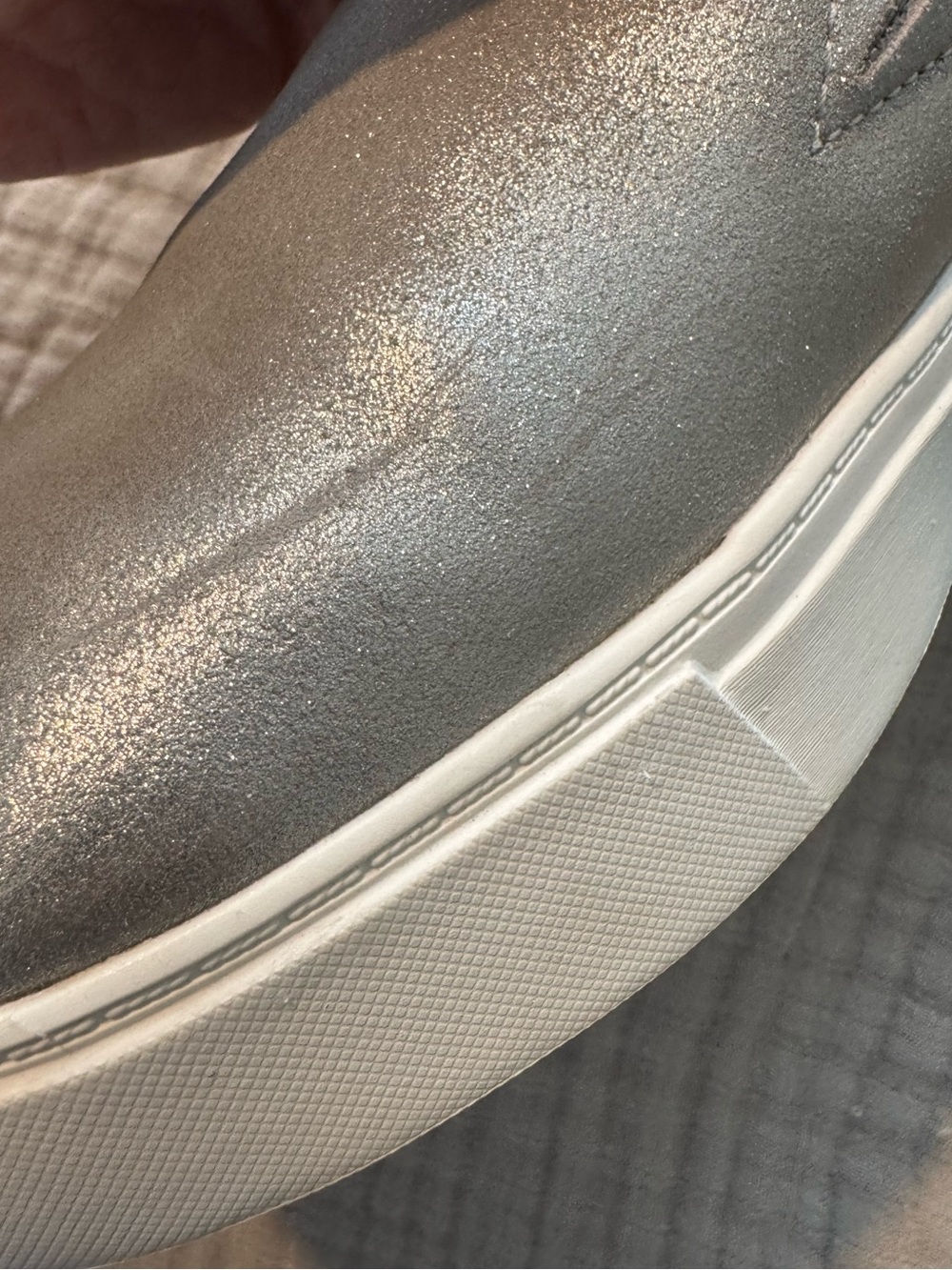 TOMS Kameron Slip-On Sneaker - Champagne Metallic Leather - Women’s Size 9 - Picture 9 of 9